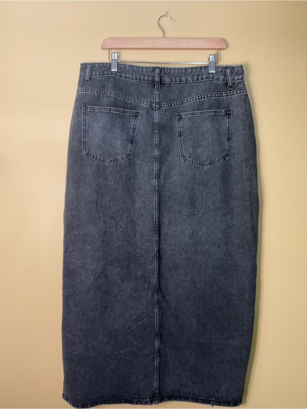 Women’s Gray Washed Denim Jean Skirt with Front Slit - NWT - Picture 3 of 9